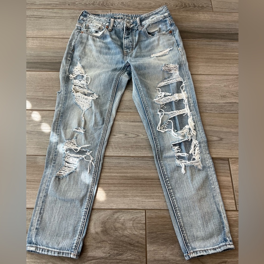American Eagle Outfitters Light Blue TomGirl Jeans